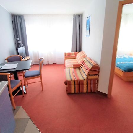 Bodensee Gaestehaus Tettnang Albergo Kültér fotó