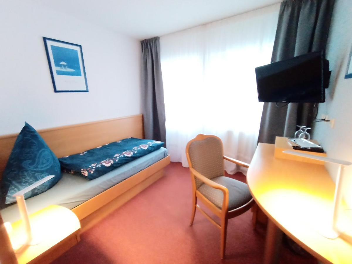 Bodensee Gaestehaus Tettnang Albergo Kültér fotó
