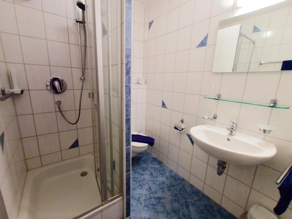 Bodensee Gaestehaus Tettnang Albergo Kültér fotó