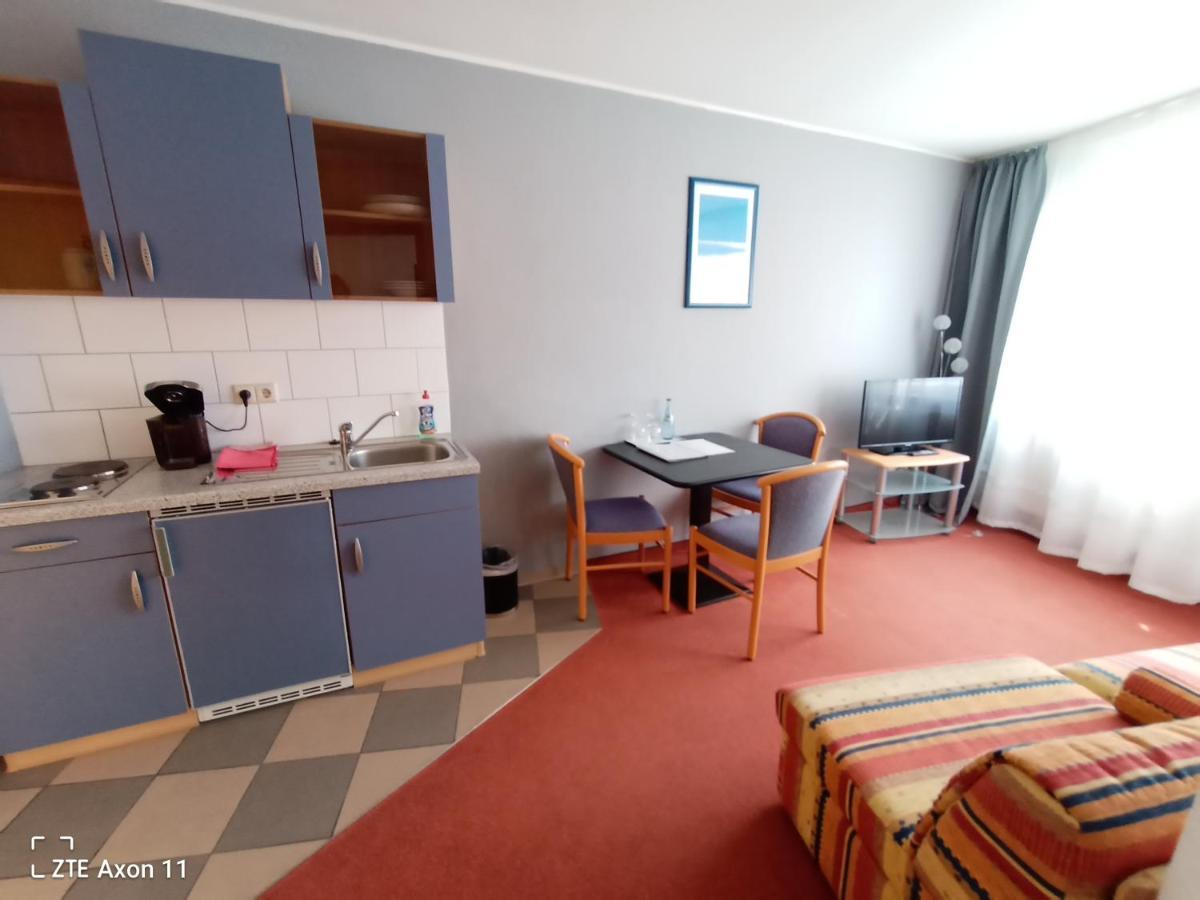 Bodensee Gaestehaus Tettnang Albergo Kültér fotó